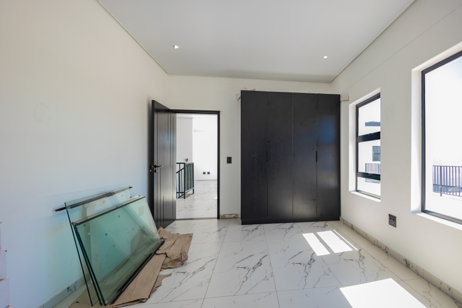 4 Bedroom Property for Sale in Sandown Western Cape